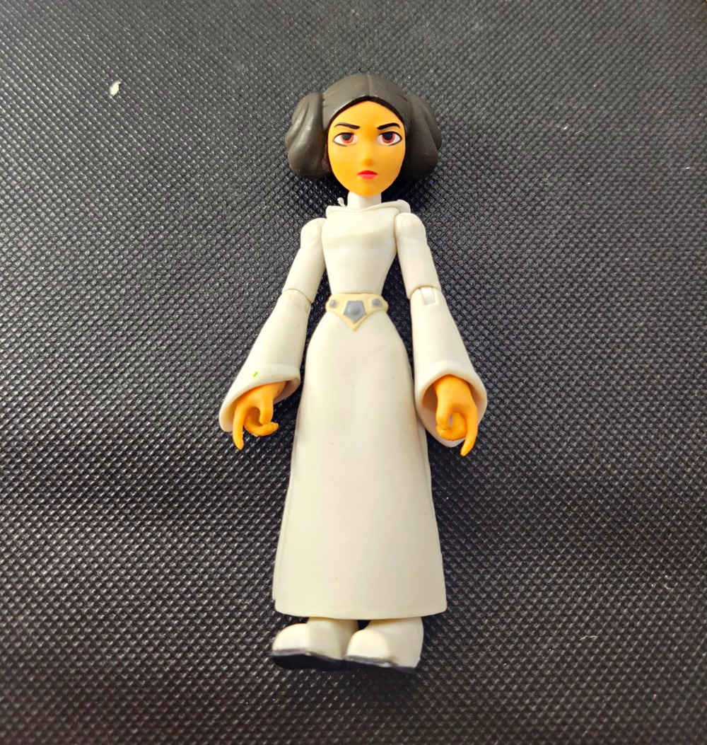 Star Wars Princess Leia White Dress Action Figure - Science Fiction & Horror